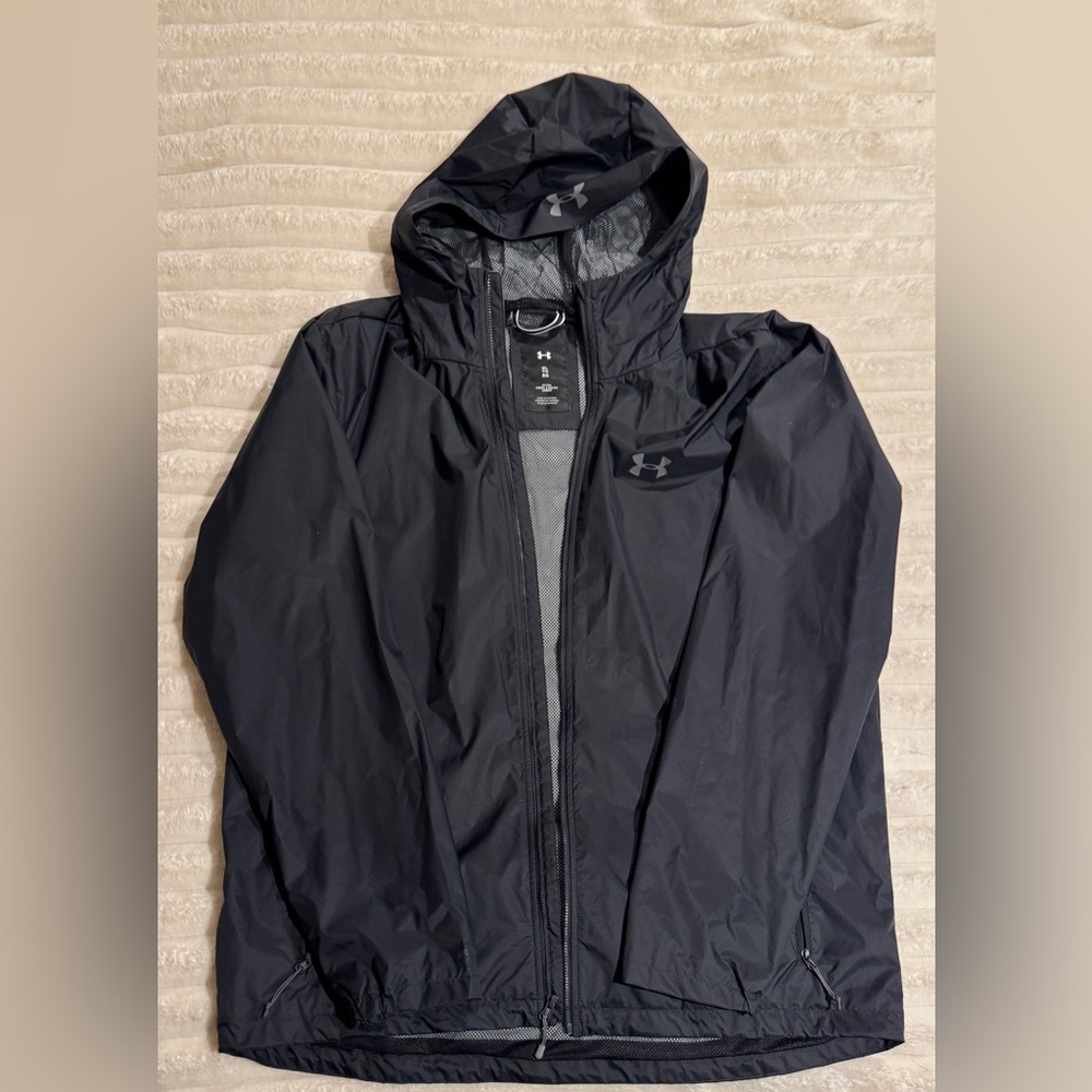 Under Armour Men’s Rain Jacket – Size XL